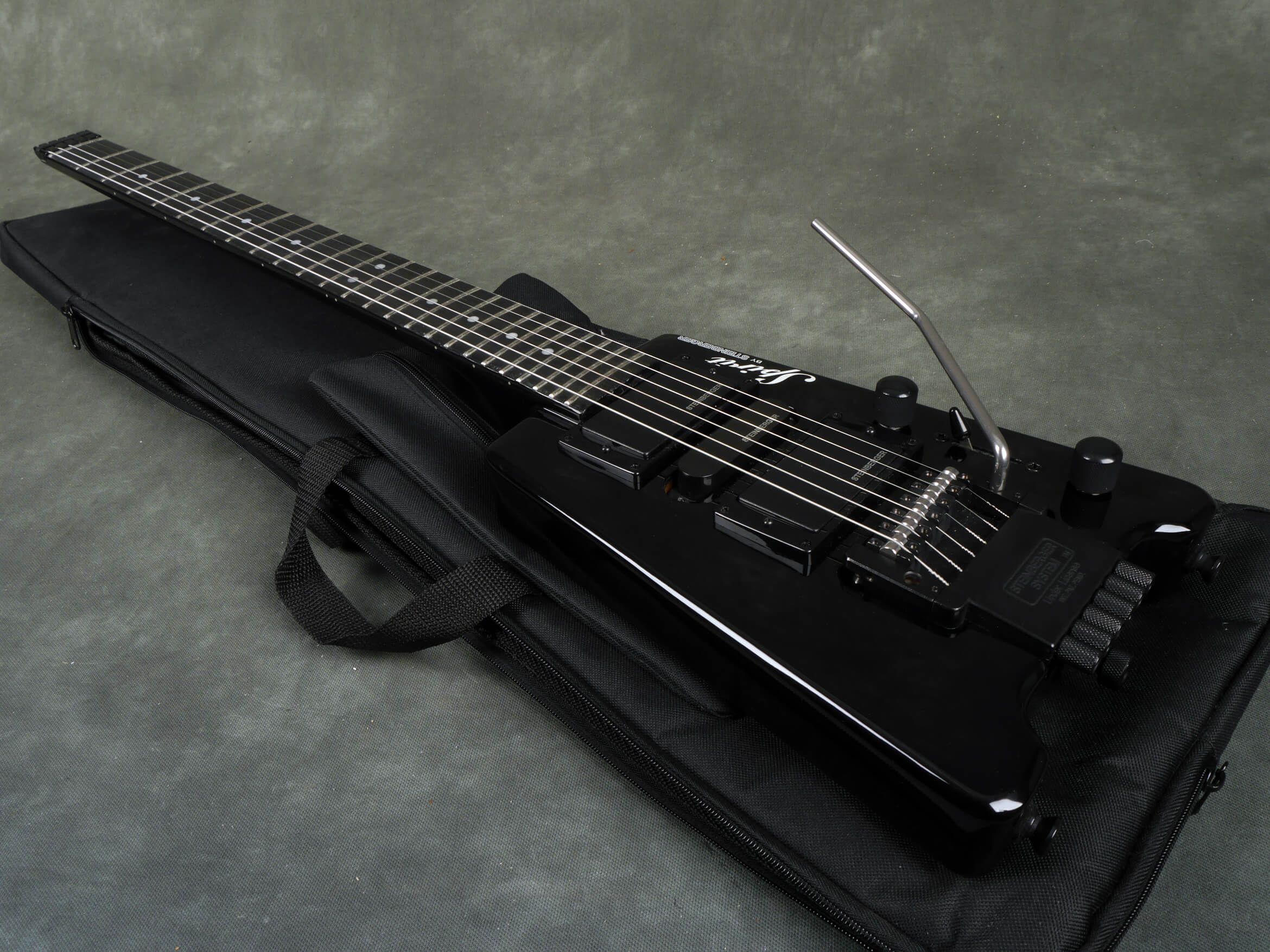 Steinberger Spirit GTPRO Headless Guitar Black w/Gig Bag 2nd Hand