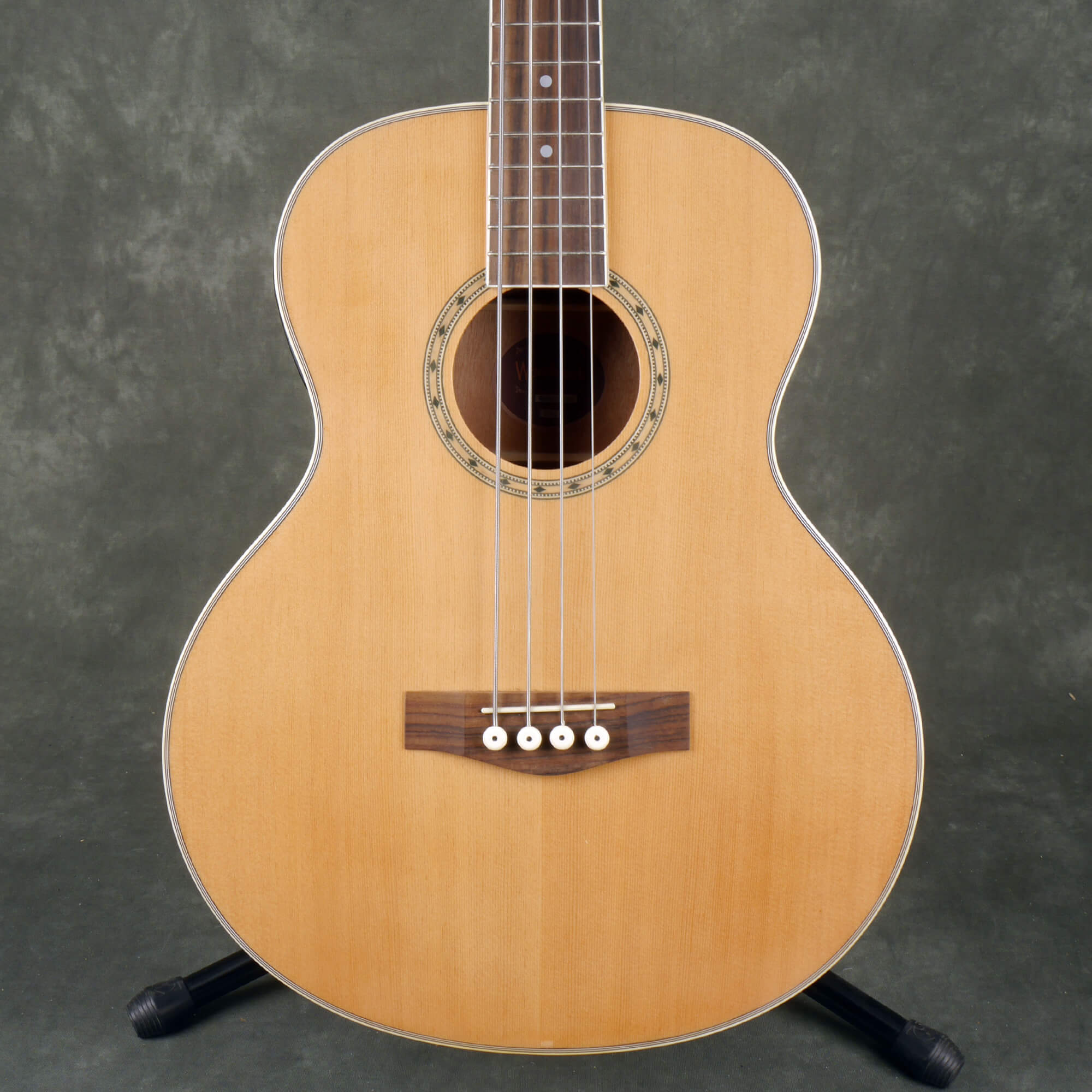 Woodstock WHBASSEQ Short Scale ElectroAcoustic Bass Guitar 2nd Hand