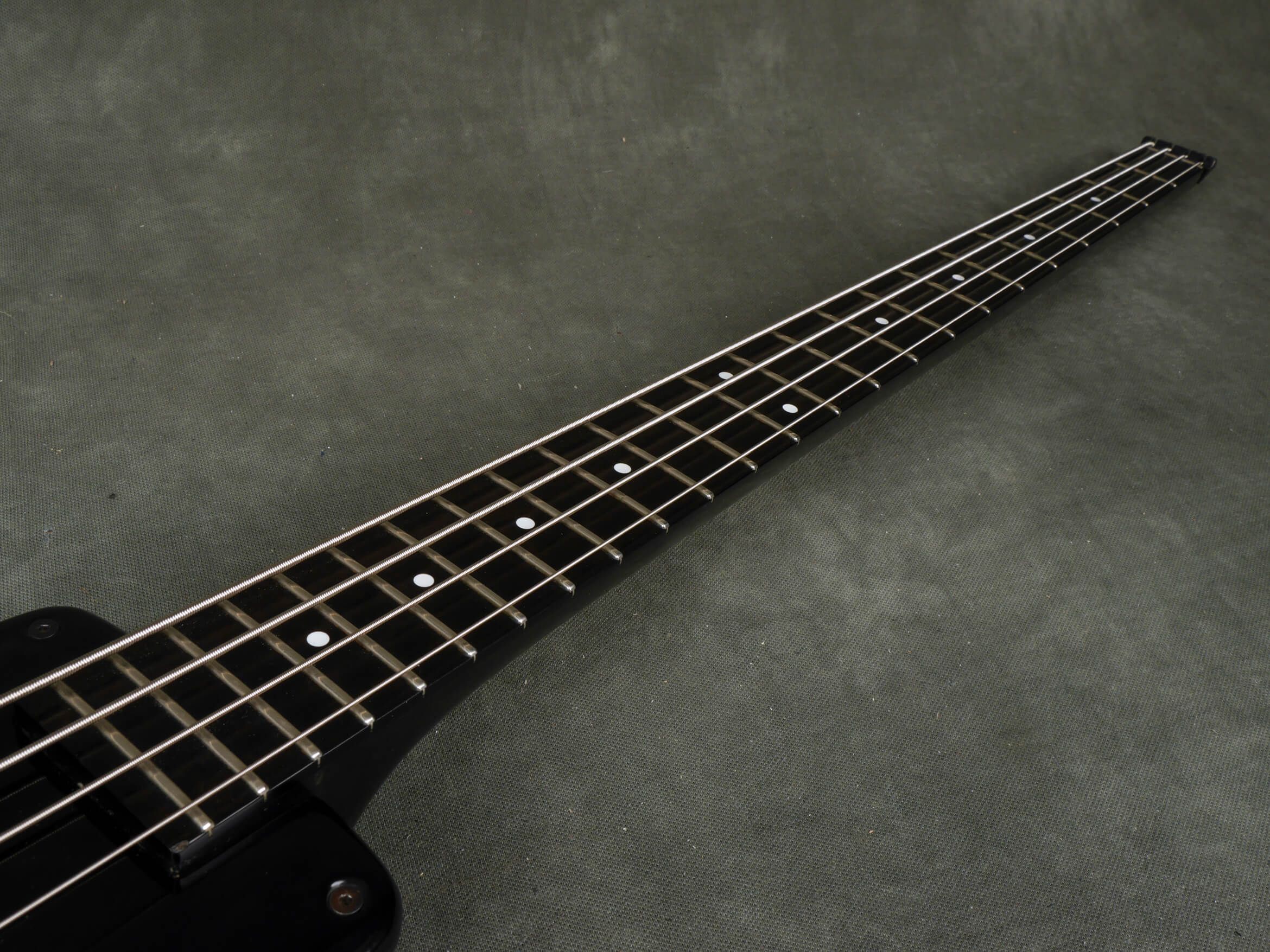 Steinberger USA L2 Headless Bass Guitar w/Hard Case 2nd Hand Rich