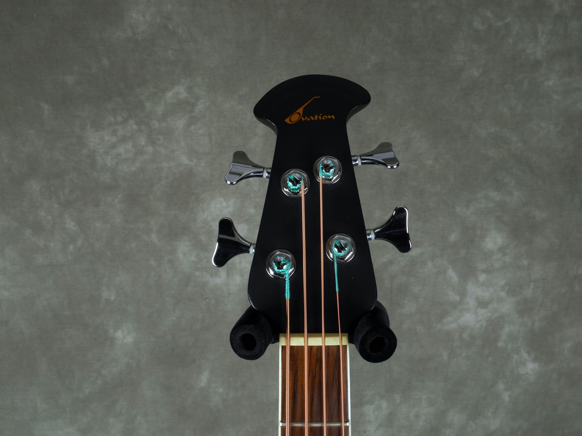 Ovation CC074 Acoustic Bass Black w/Hard Case 2nd Hand Rich Tone