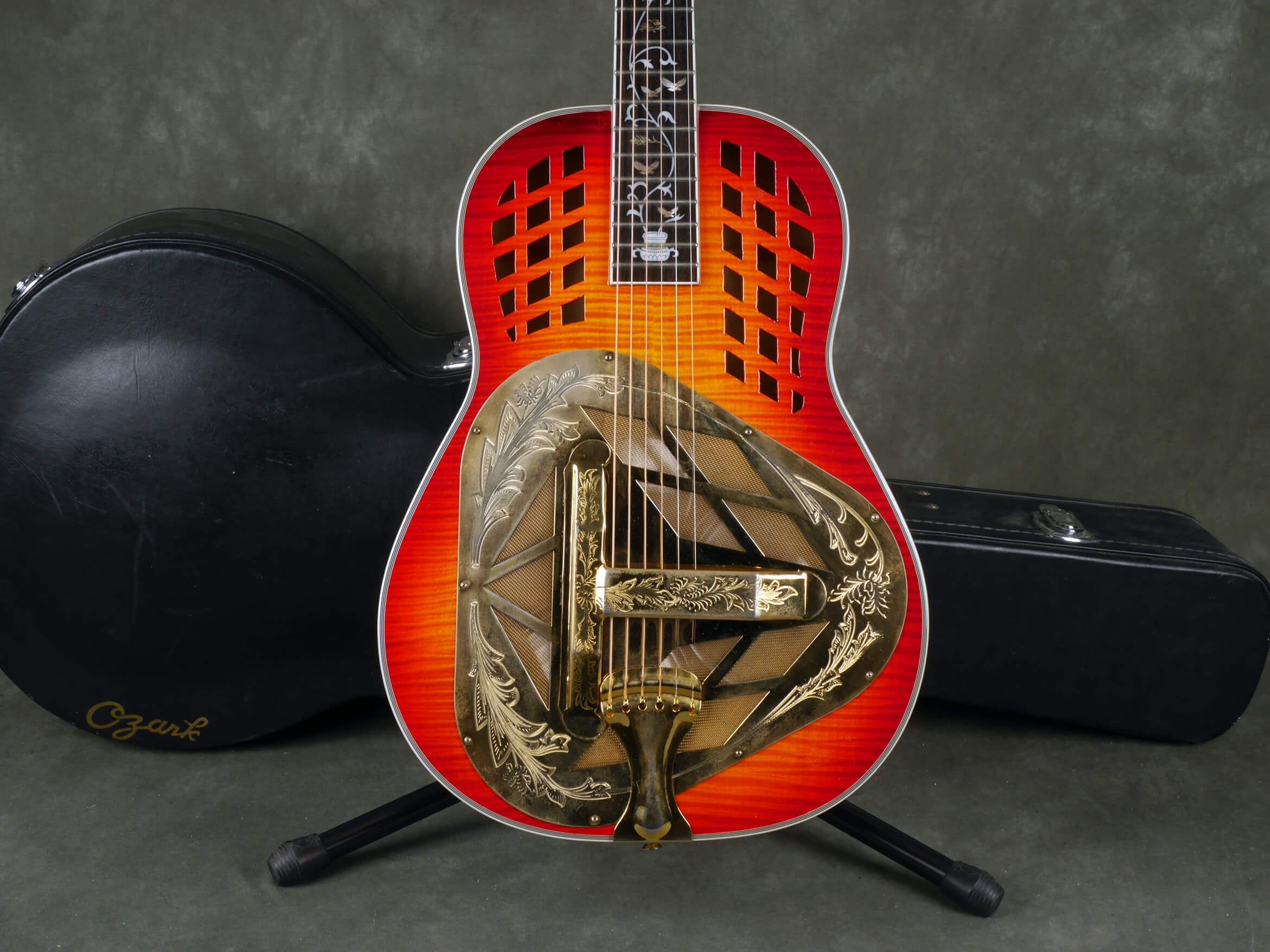 Ozark 3517 Tricone Resonator Guitar Cherry Sunburst w/Hard Case 2nd