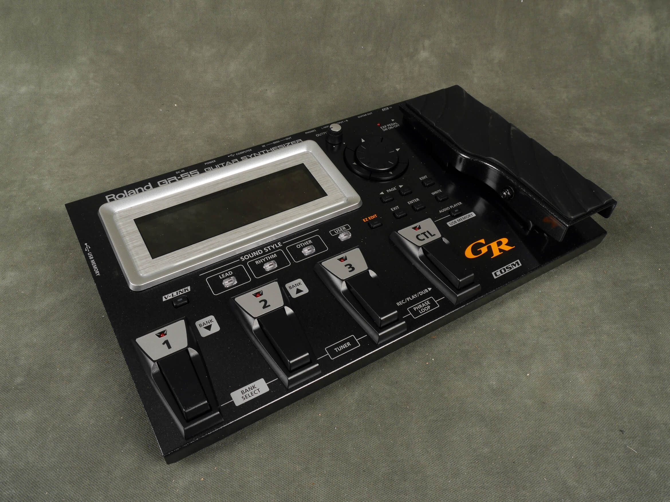 Roland GR55SBK Guitar Synthesizer w/Box & PSU 2nd Hand Rich Tone Music