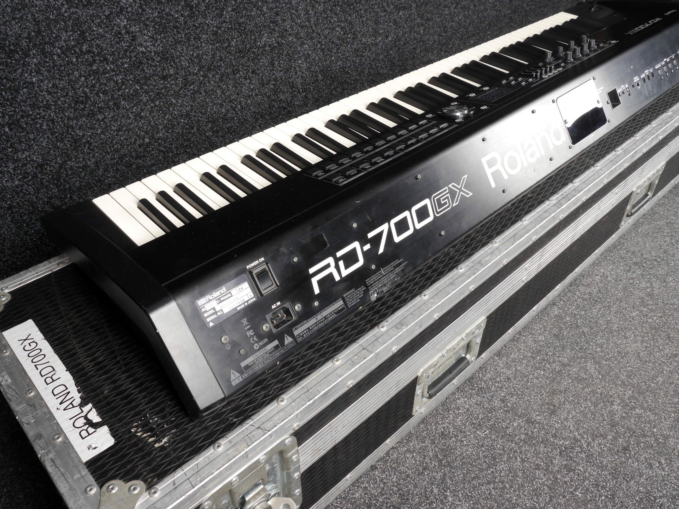 Roland Rd700gx Flight Case Collection Only 2nd Hand Rich Tone Music