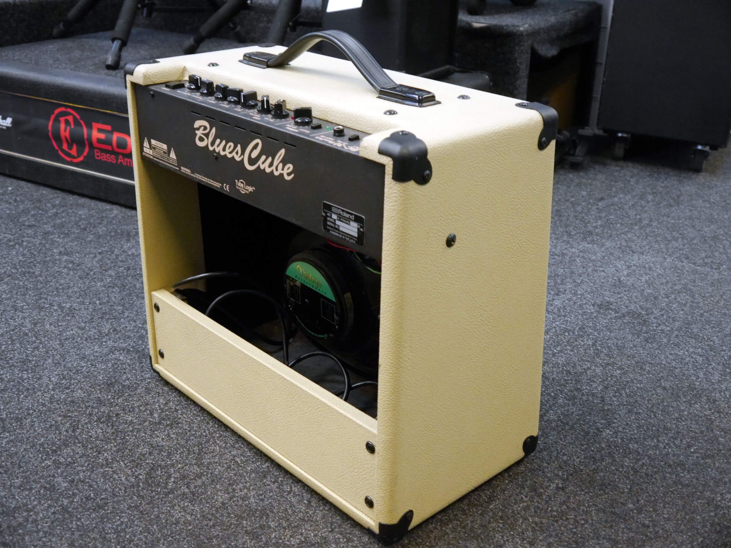 Roland Blues Cube BC30 Combo Amplifier Cream 2nd Hand Rich Tone