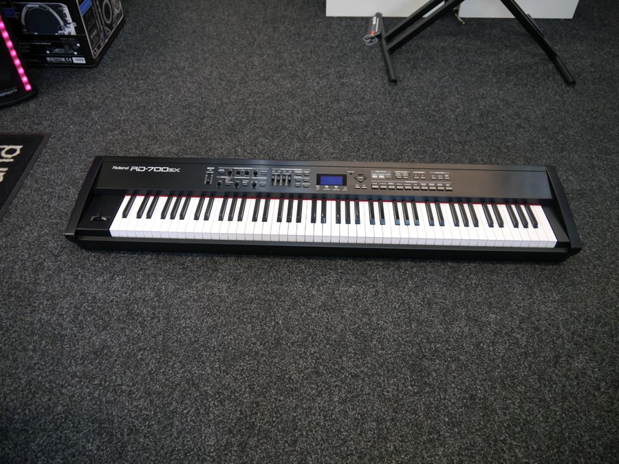 Roland RD700SX Digital Stage Piano 2nd Hand Rich Tone Music