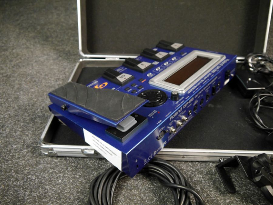 Roland GR55 Guitar Synth With GK3 Pickup w/Case 2nd Hand Rich