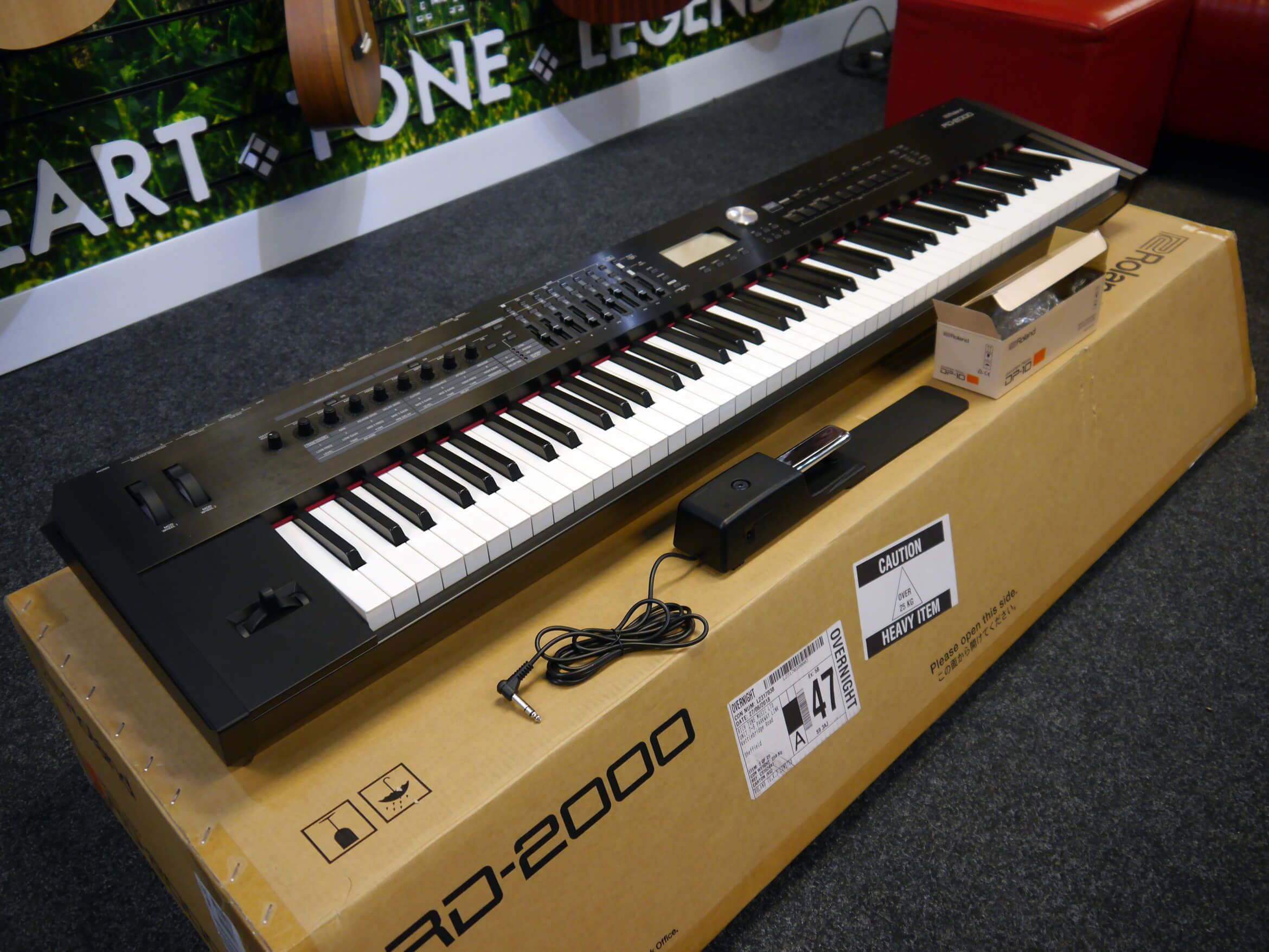 Roland RD2000 Stage Piano w/Box 2nd Hand Rich Tone Music