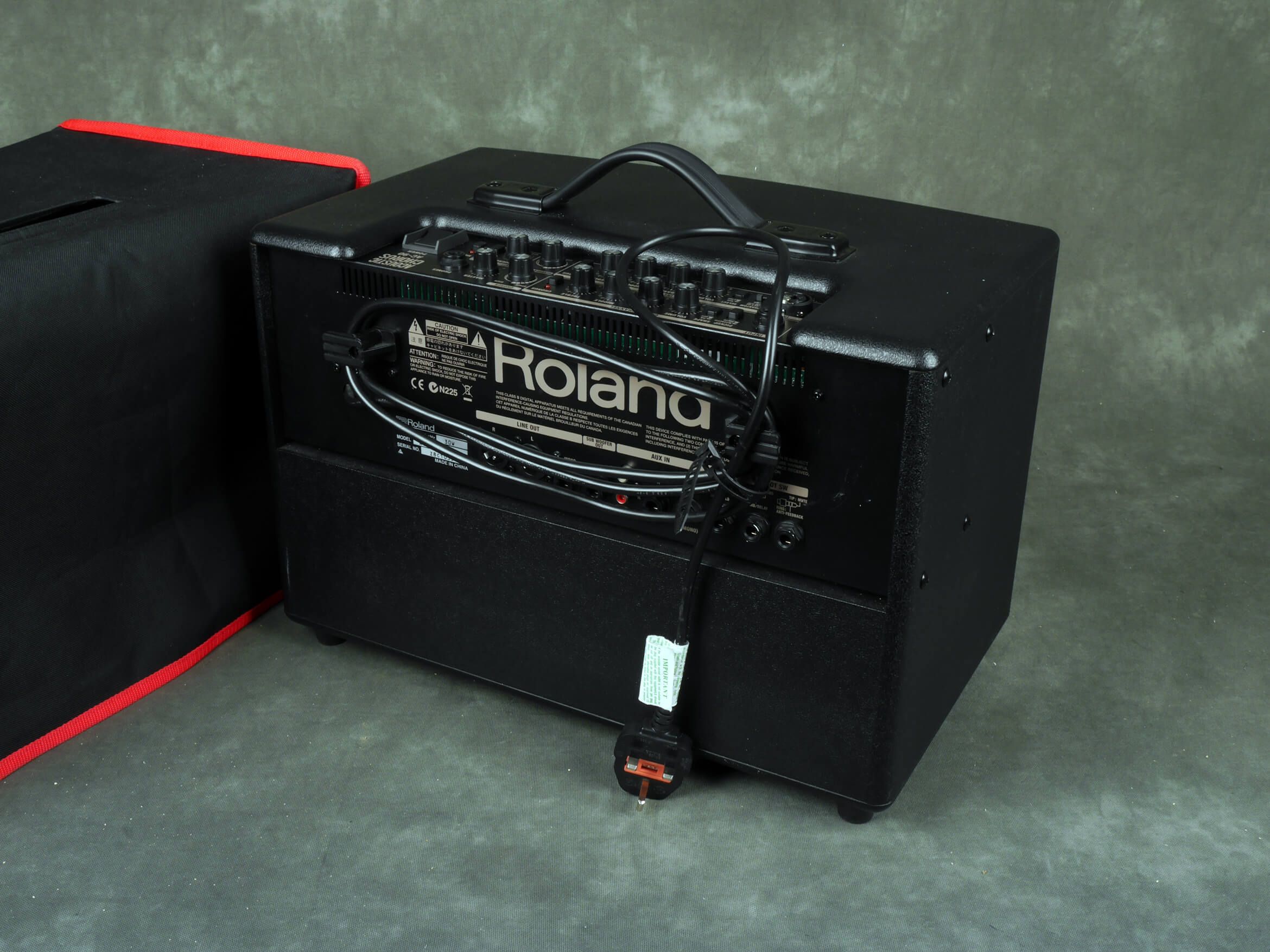 Roland AC90 Acoustic Combo Amplifier w/Cover 2nd Hand Rich Tone Music
