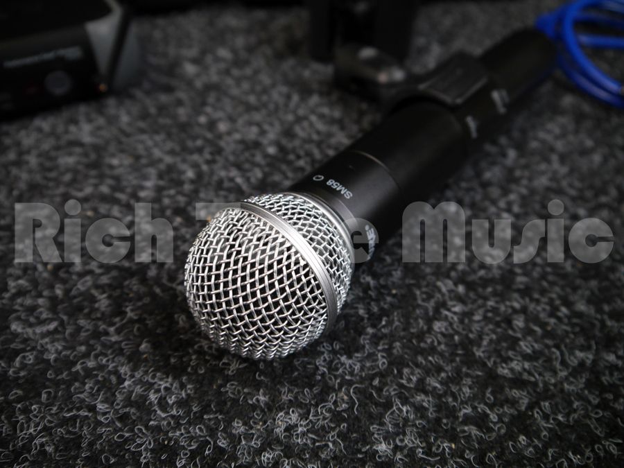 Shure PGX2 SM58 Wireless Vocal Microphone System w/ Case 2nd Hand Rich Tone Music