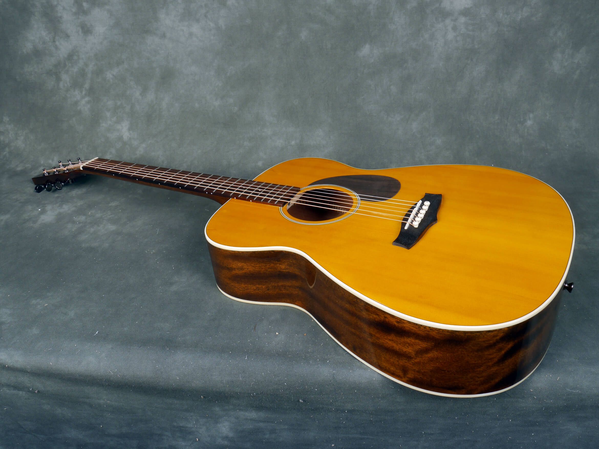 Tanglewood TN5 F Acoustic Guitar Vintage Natural 2nd Hand Rich
