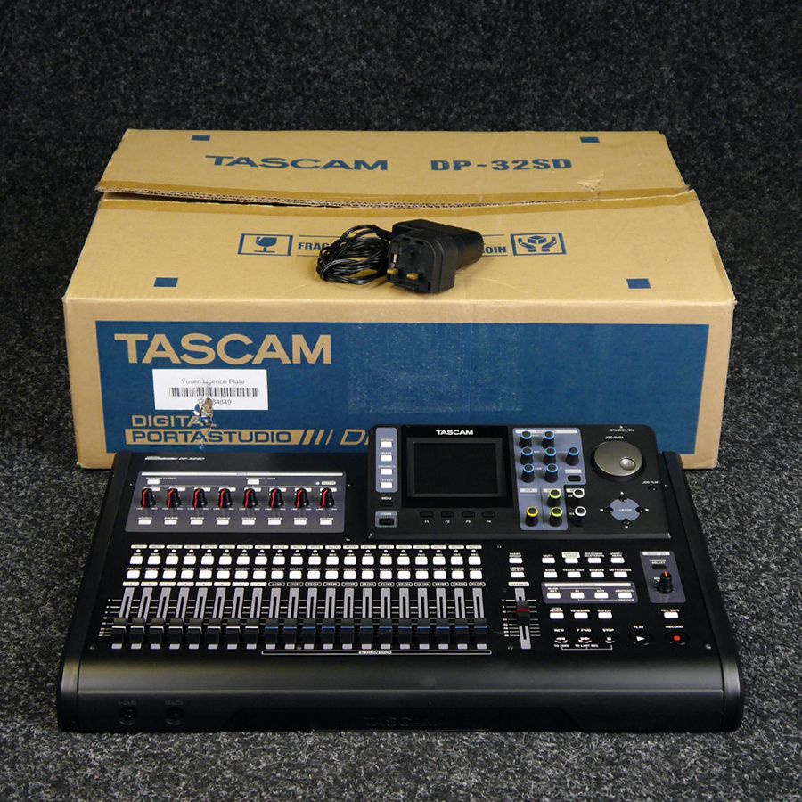 Tascam DP32SD 32Track Portastudio Recorder w/ Box 2nd Hand Rich