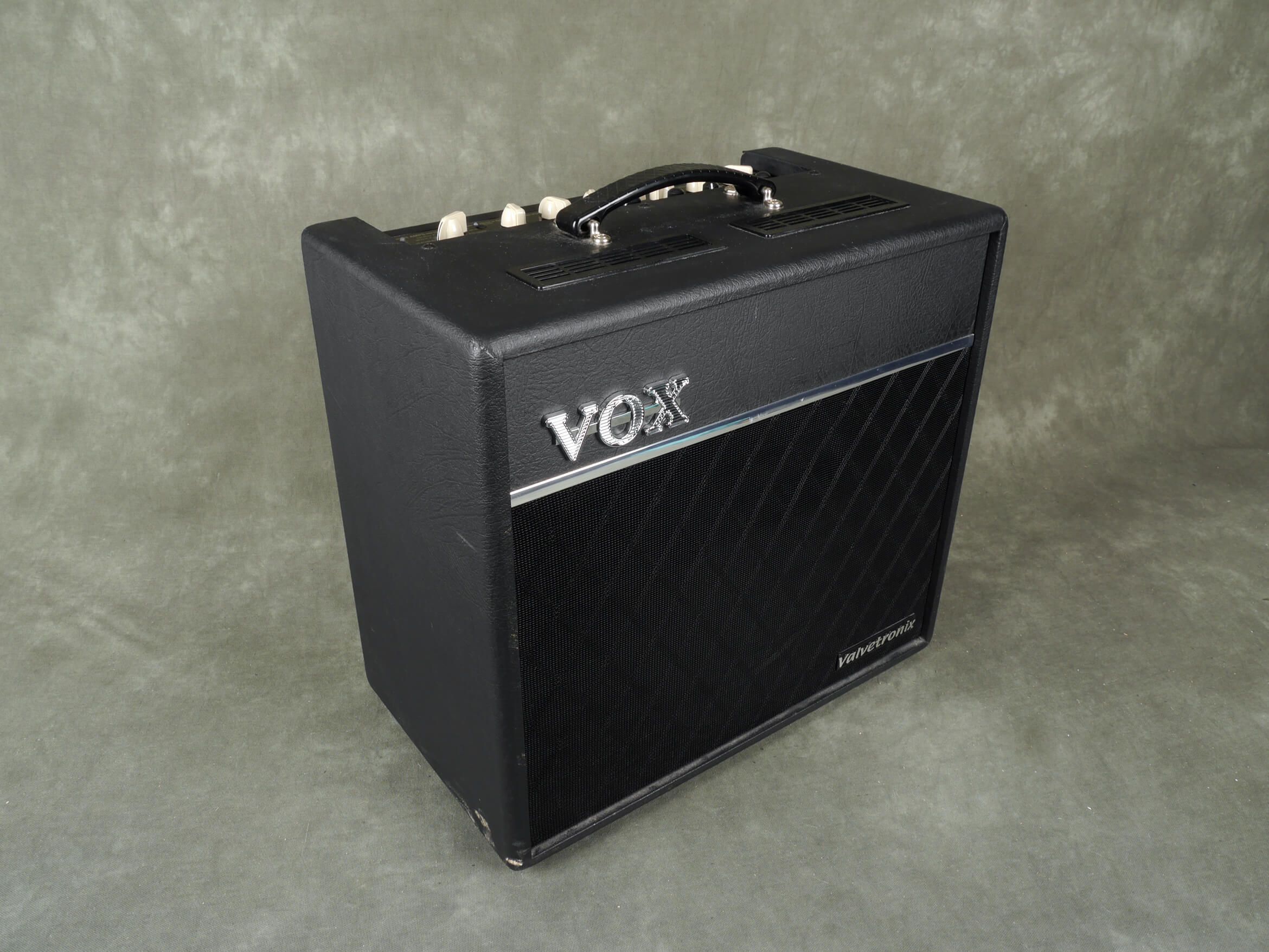 Vox Valvetronix VT80+ Guitar Combo Amplifier 2nd Hand Rich Tone Music