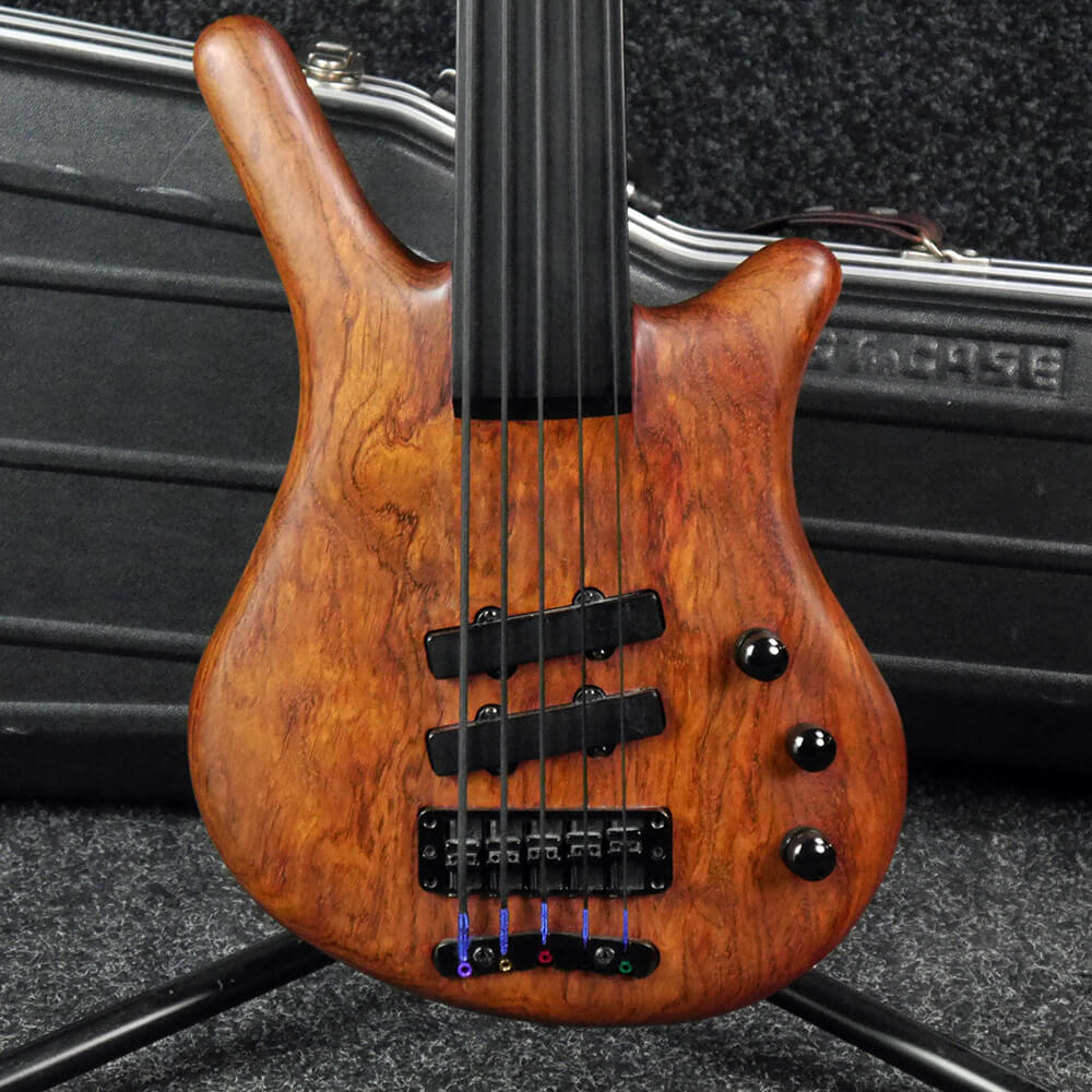 Fretless bass