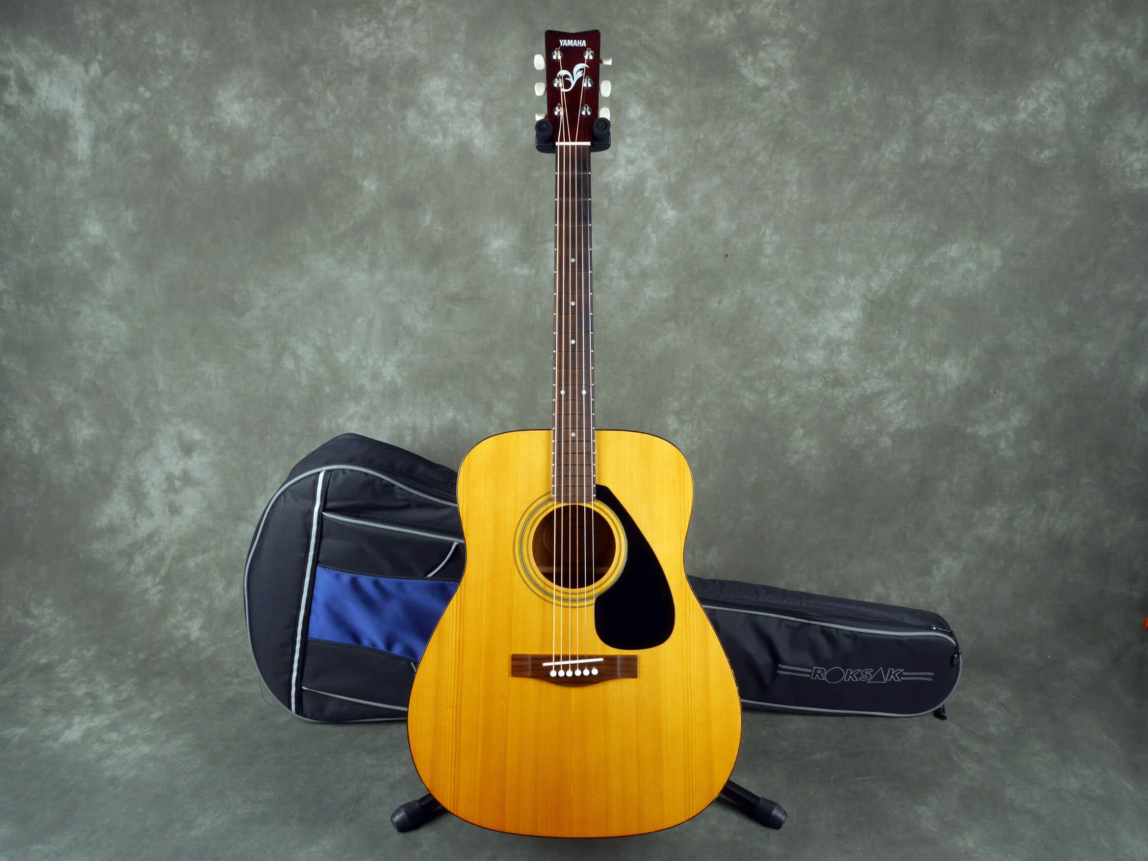 Yamaha FG300 Acoustic Guitar Natural w/Gig Bag 2nd Hand Rich Tone