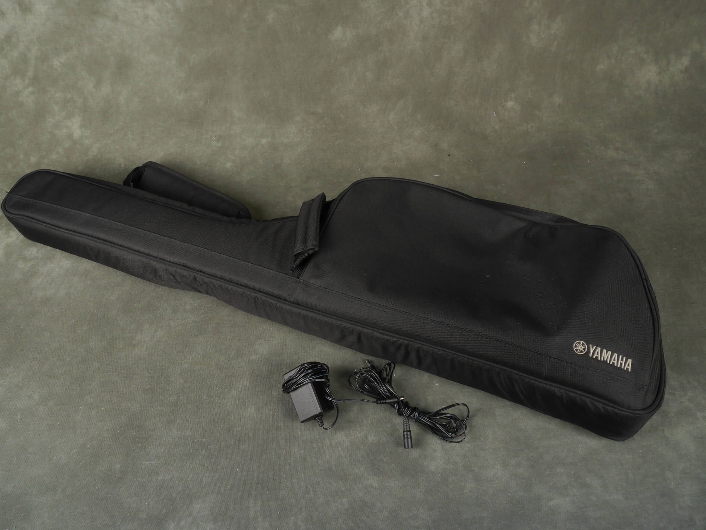 Yamaha SLG200S Steel String Silent Guitar w/Gig Bag 2nd Hand Rich