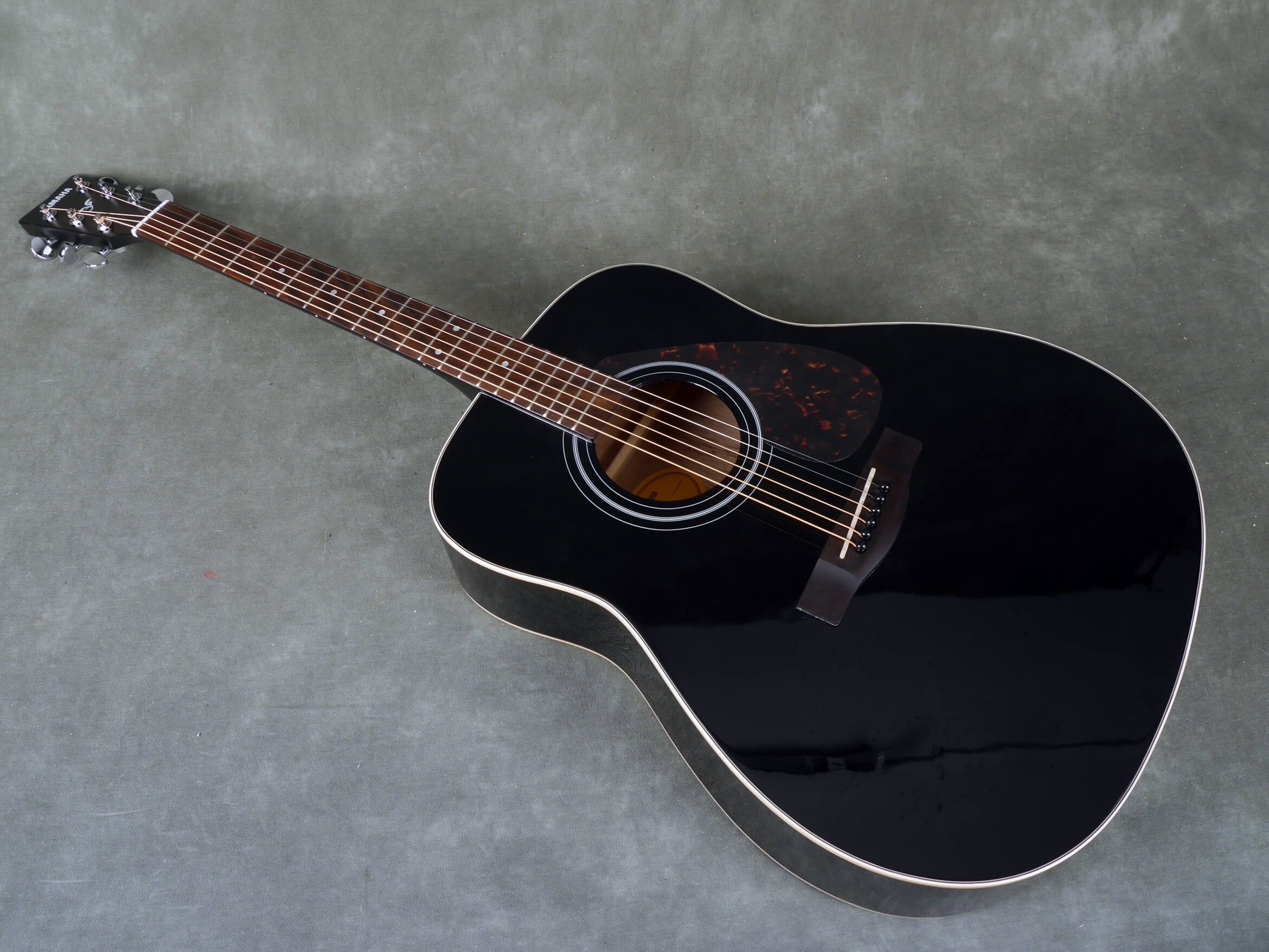 Yamaha F370 Acoustic Guitar Black 2nd Hand Rich Tone Music
