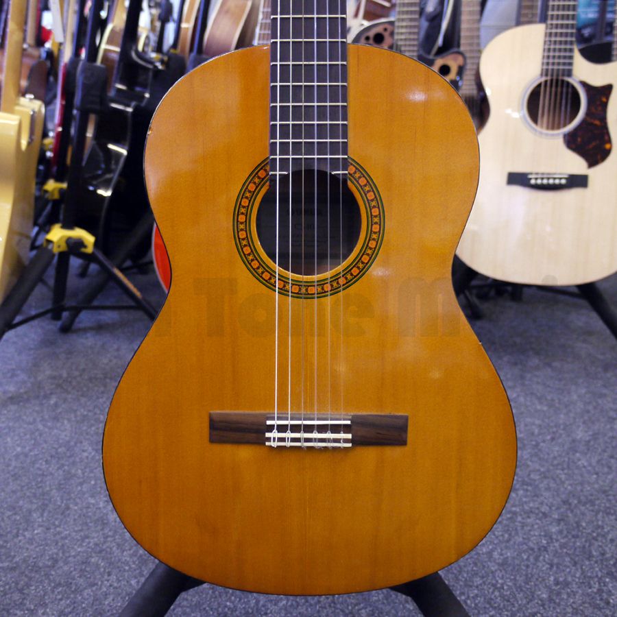 Yamaha CS40 3 4 Size Classical Guitar Natural 2nd Hand Rich Tone 