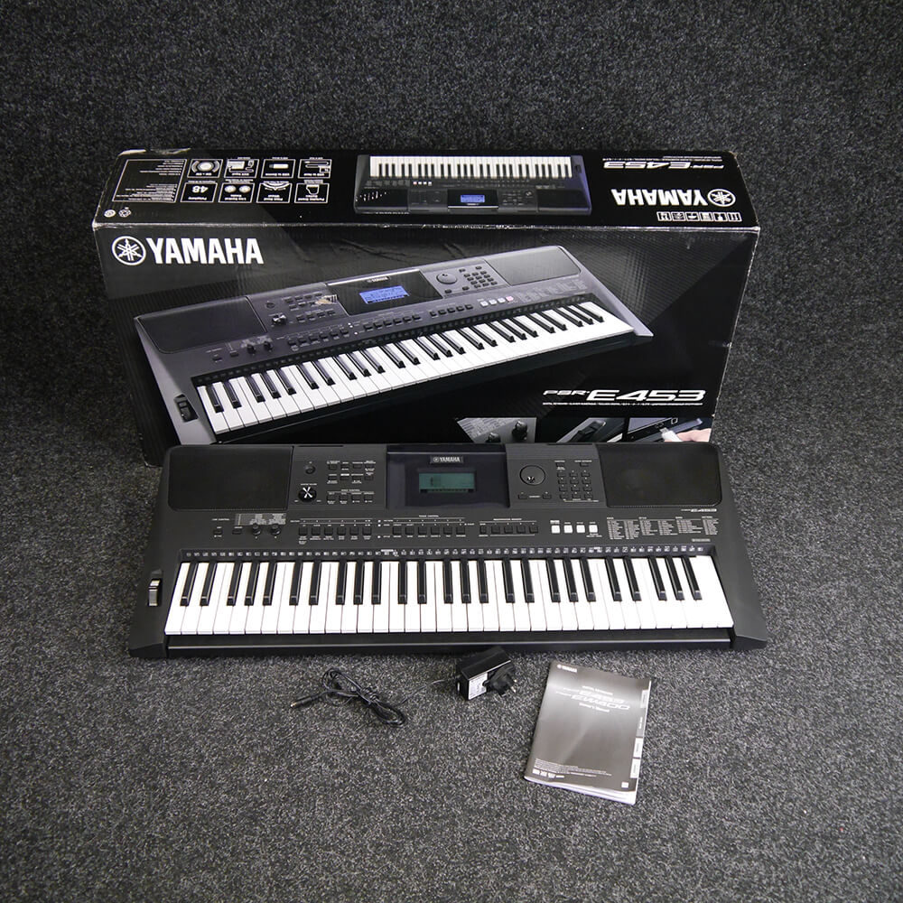 Yamaha PSRE453 Home Keyboard w/Box & PSU 2nd Hand Rich Tone Music