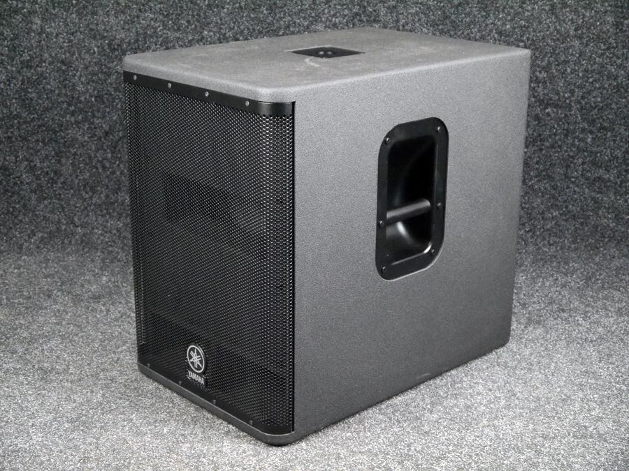 Yamaha DXS12 950W Powered 1x12 Bass Bin 2nd Hand **COLLECTION ONLY