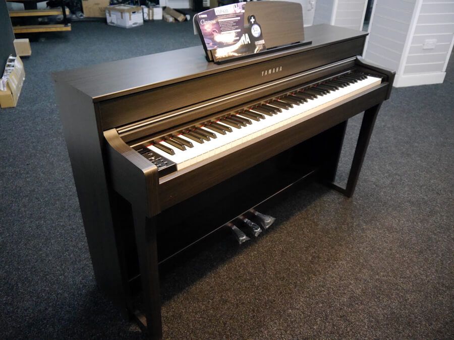 Yamaha Clavinova CLP635 Digital Piano 2nd Hand **COLLECTION ONLY
