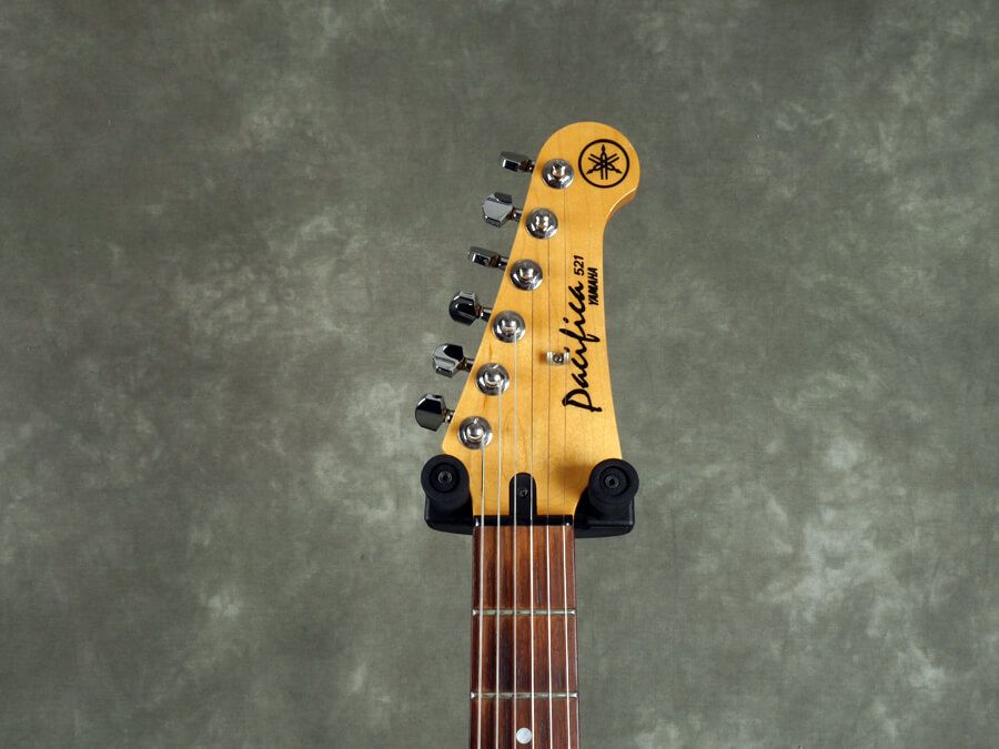 Yamaha Pacifica 521 Black w/Hard Case 2nd Hand Rich Tone Music