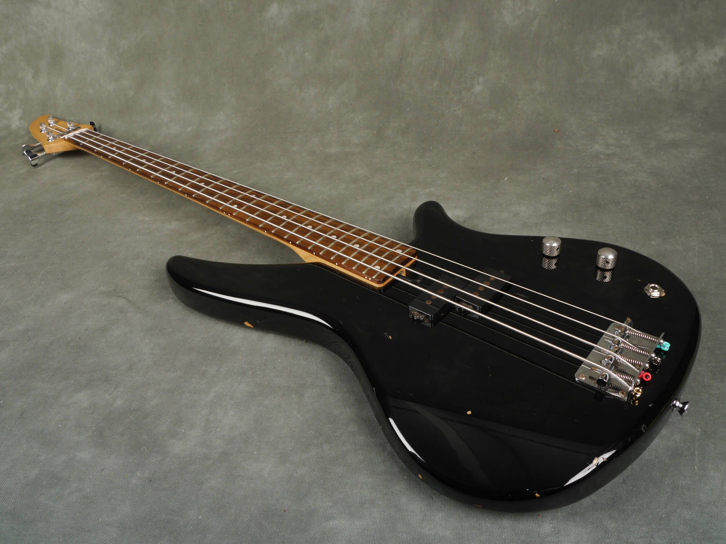 Yamaha RB070 Electric Bass Guitar - Black - 2nd Hand | Rich Tone Music