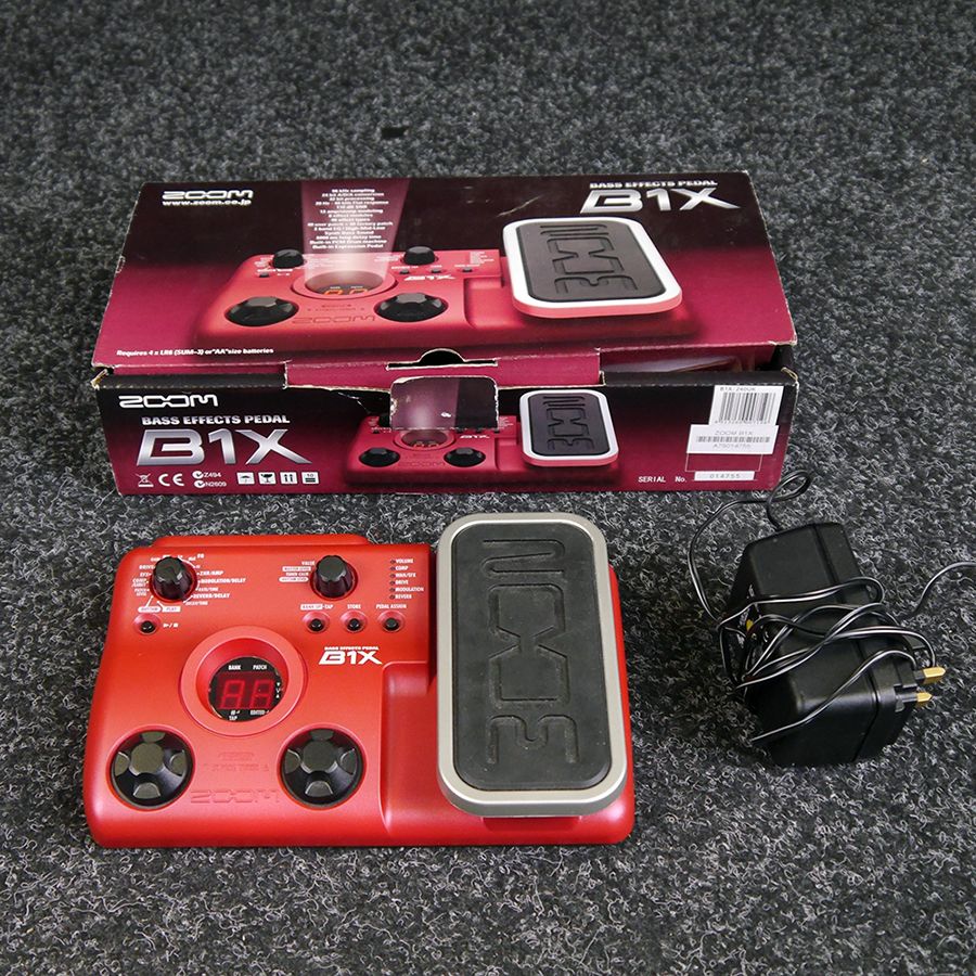 Zoom B1X Bass MultiEffects Pedal w/ Box 2nd Hand Rich Tone Music