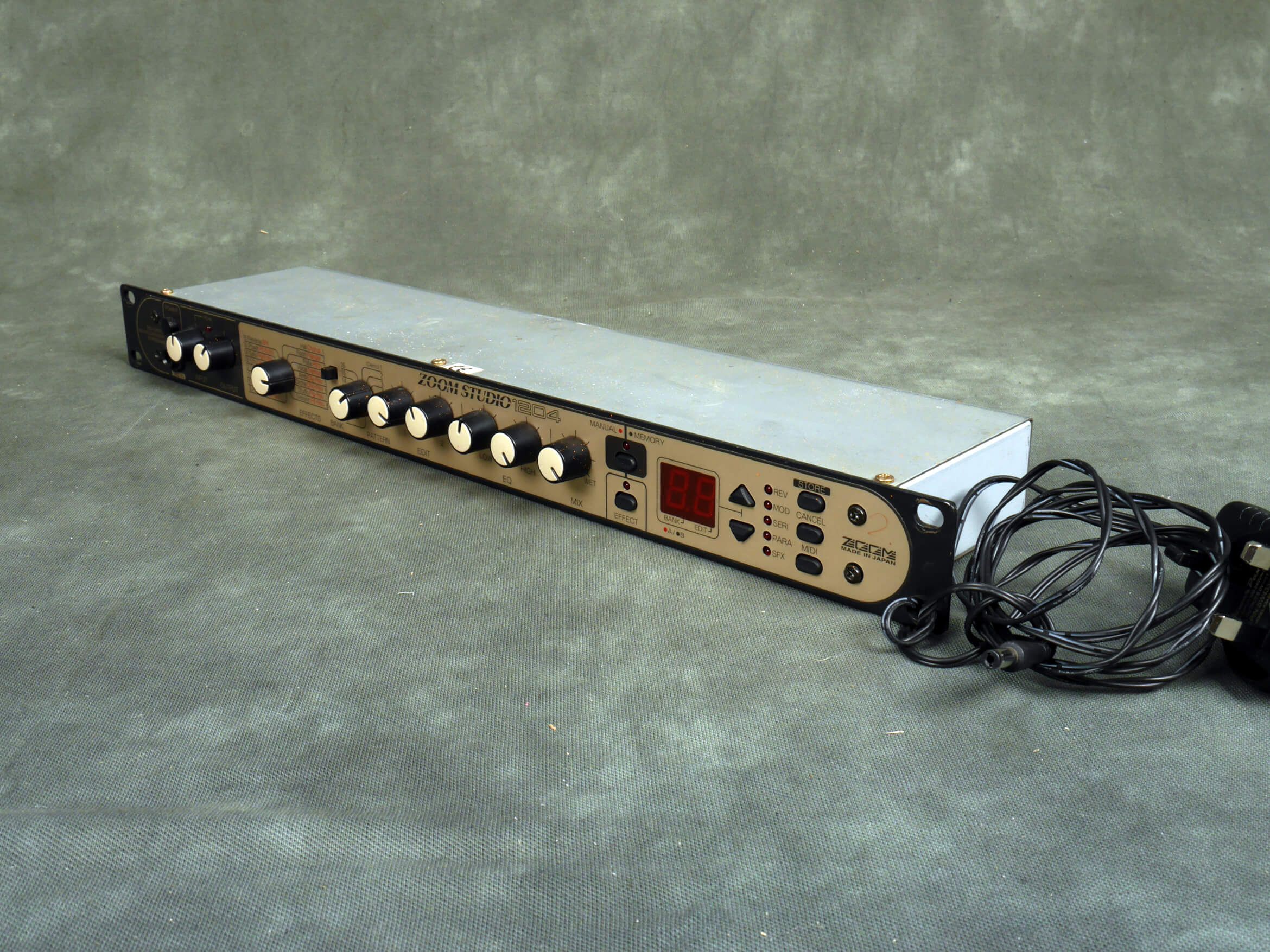 Zoom Studio 1204 Multi Effects Rack Unit 2nd Hand Rich Tone Music