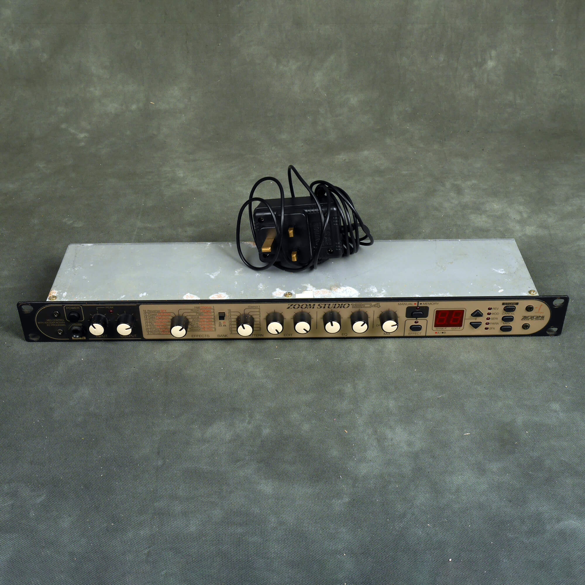 Zoom Studio 1204 Multi Effects Rack Unit 2nd Hand Rich Tone Music