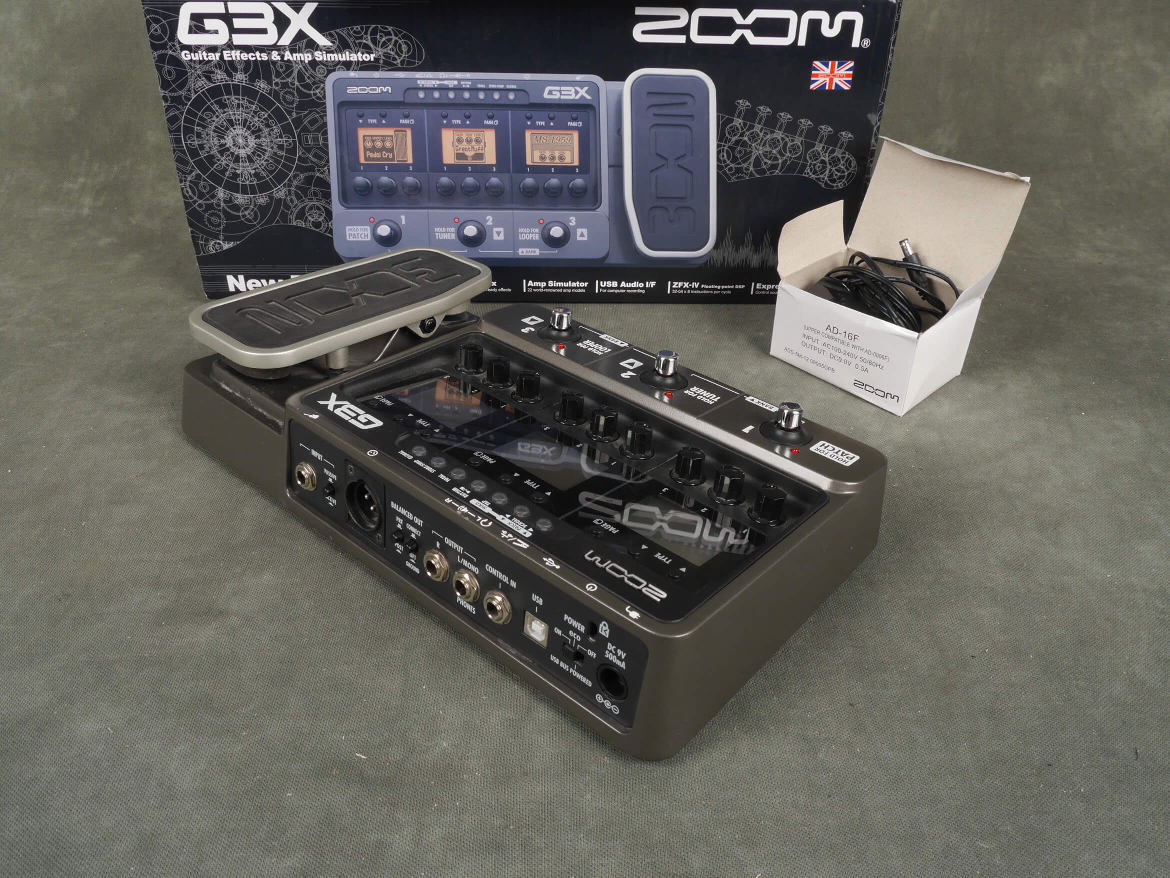 Zoom G3X Guitar Effects and Amp Simulator FX Pedal w/Box & PSU 2nd